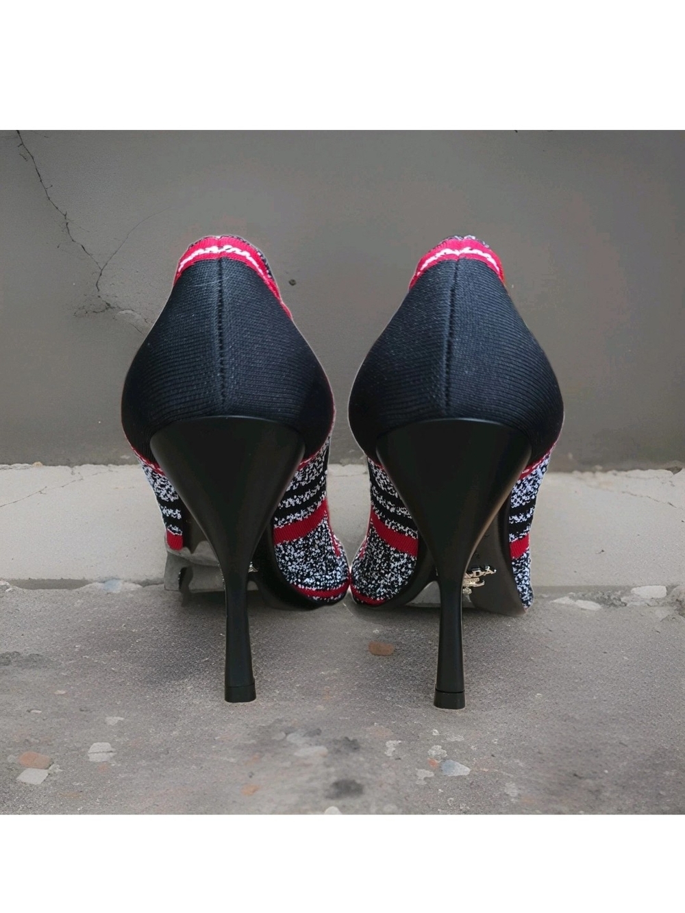 Prada Black and Red Knit Pointed Toe Pumps - Picture 2 of 4